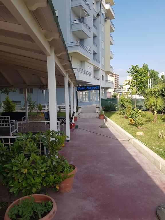 Modern Cozy Apartment Seaview فلورا المظهر الخارجي الصورة