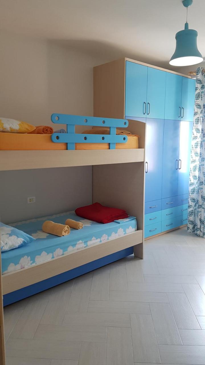 Modern Cozy Apartment Seaview فلورا المظهر الخارجي الصورة